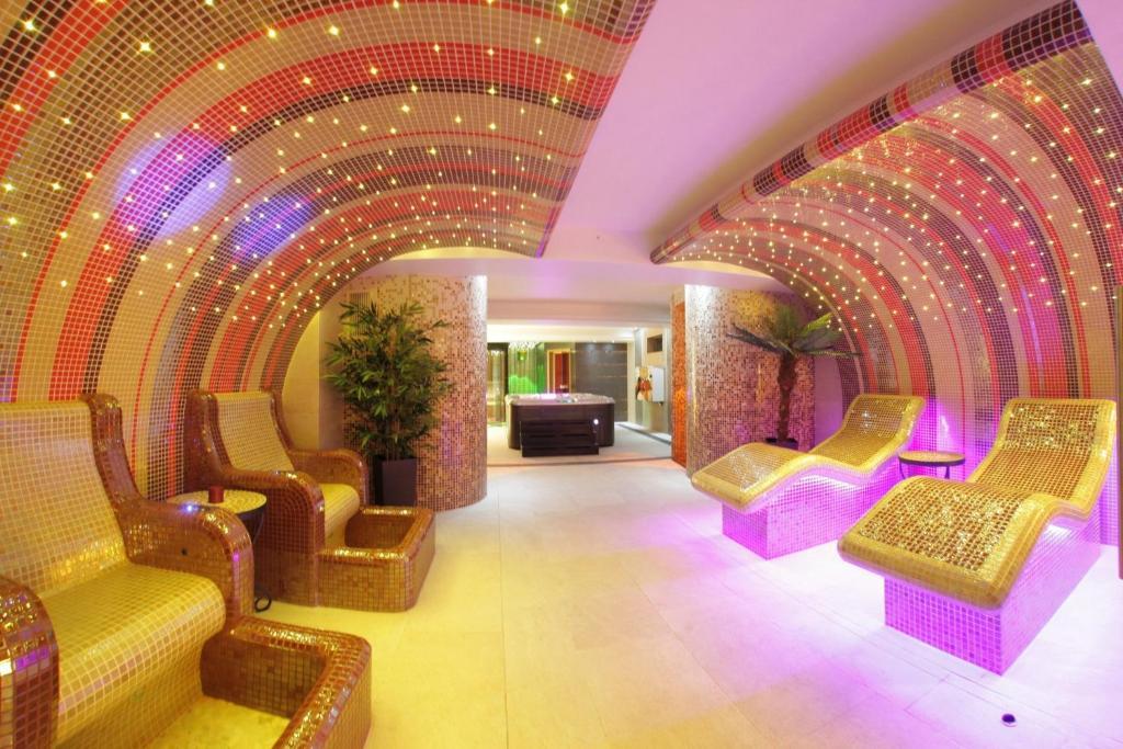 Hotel Gabriela Vişeu de Sus Exterior foto